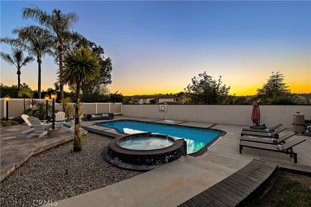 29091 Country Hills