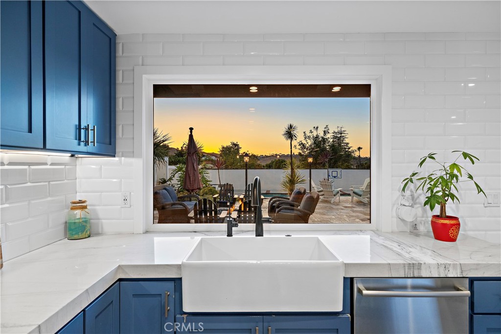 29091 Country Hills