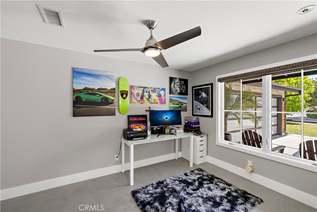 29091 Country Hills