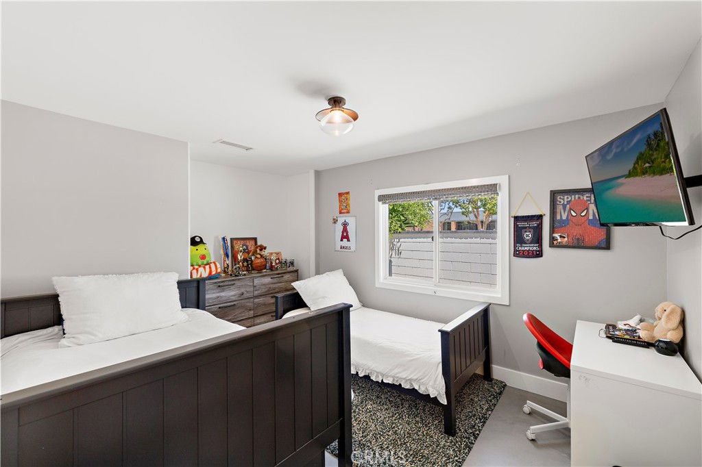 29091 Country Hills