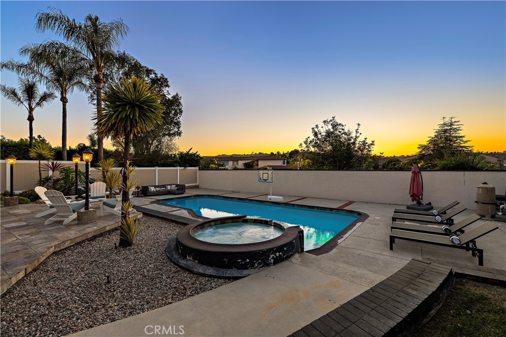 29091 Country Hills