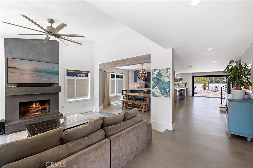 29091 Country Hills