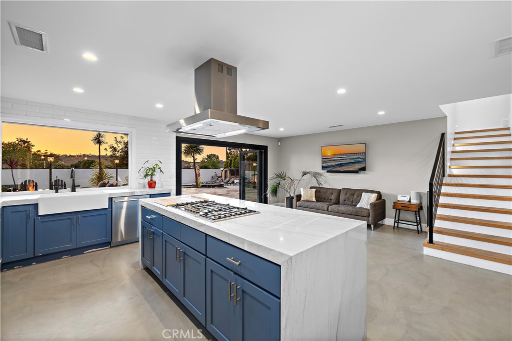 29091 Country Hills