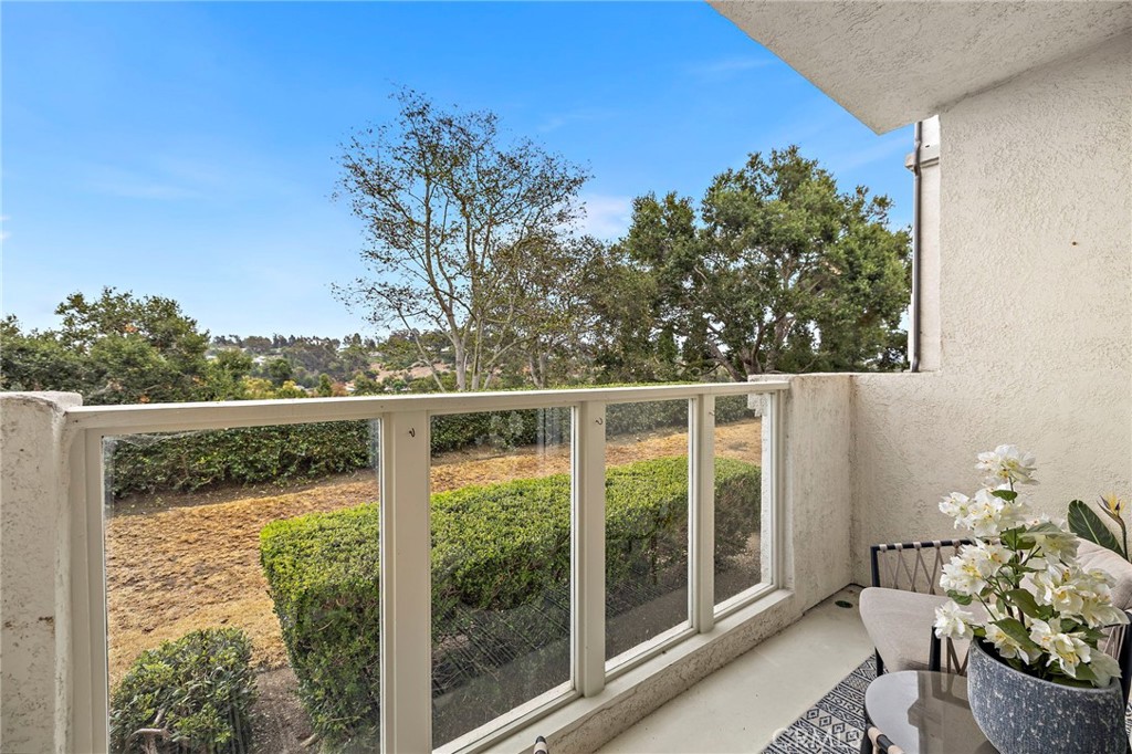 30902 Clubhouse 24E