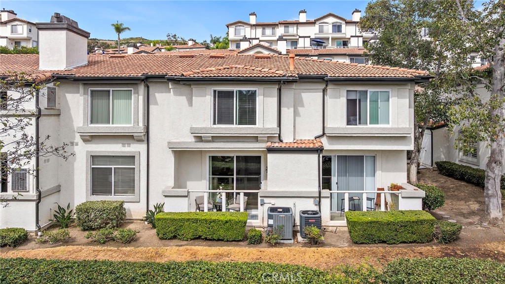 30902 Clubhouse 24E