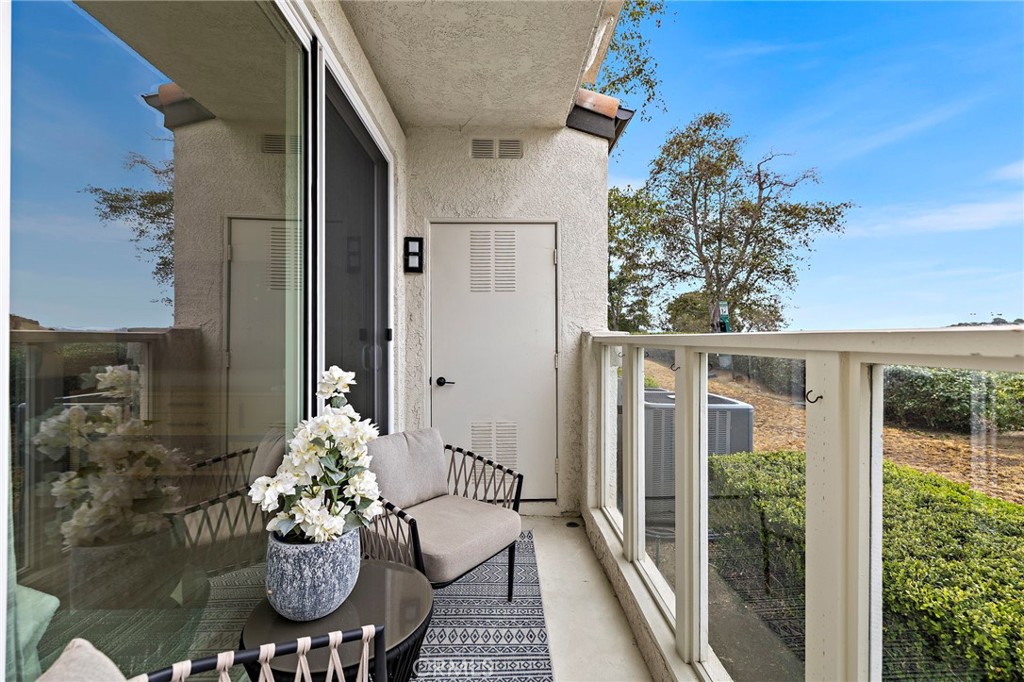 30902 Clubhouse 24E