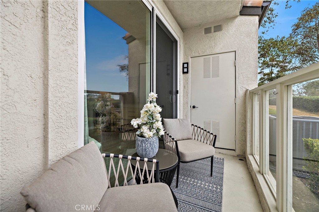 30902 Clubhouse 24E