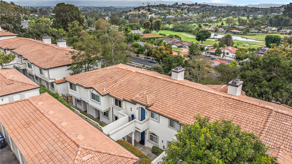 30902 Clubhouse 24E