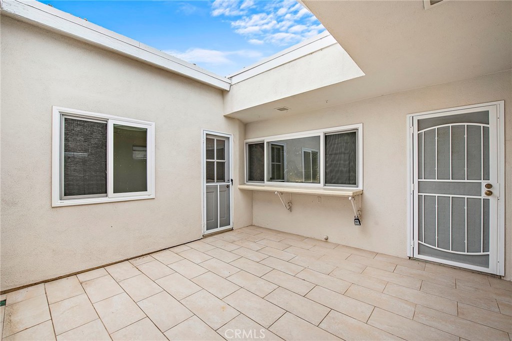 3808 Vista Campana S 52