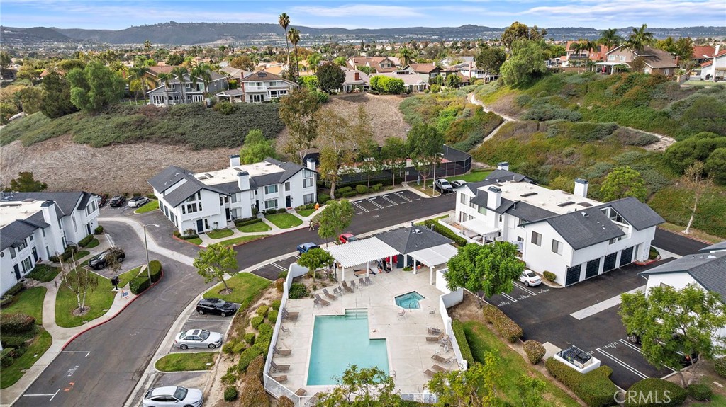 25616 Paseo La Cresta