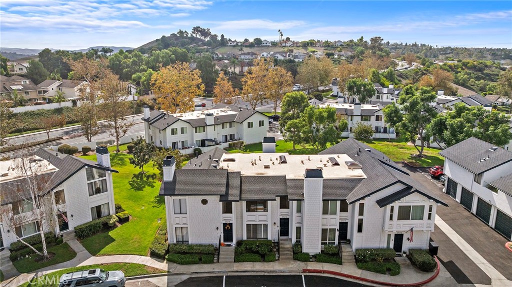 25616 Paseo La Cresta