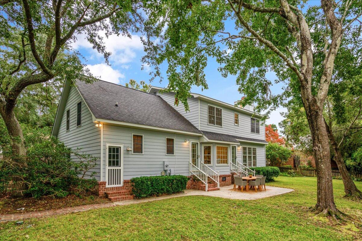 2192 Forest Lakes Boulevard