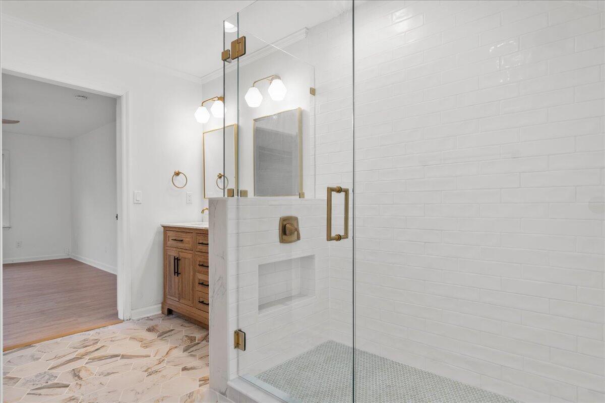 2192 Forest Lakes Boulevard