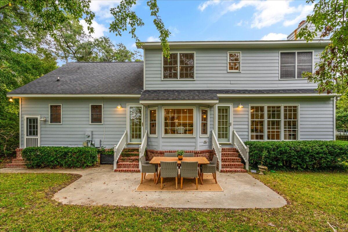 2192 Forest Lakes Boulevard