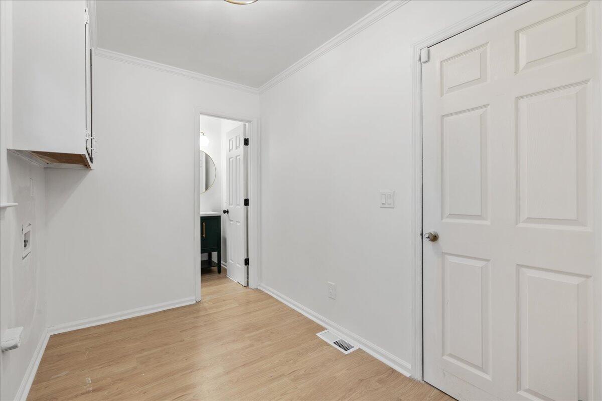 2192 Forest Lakes Boulevard