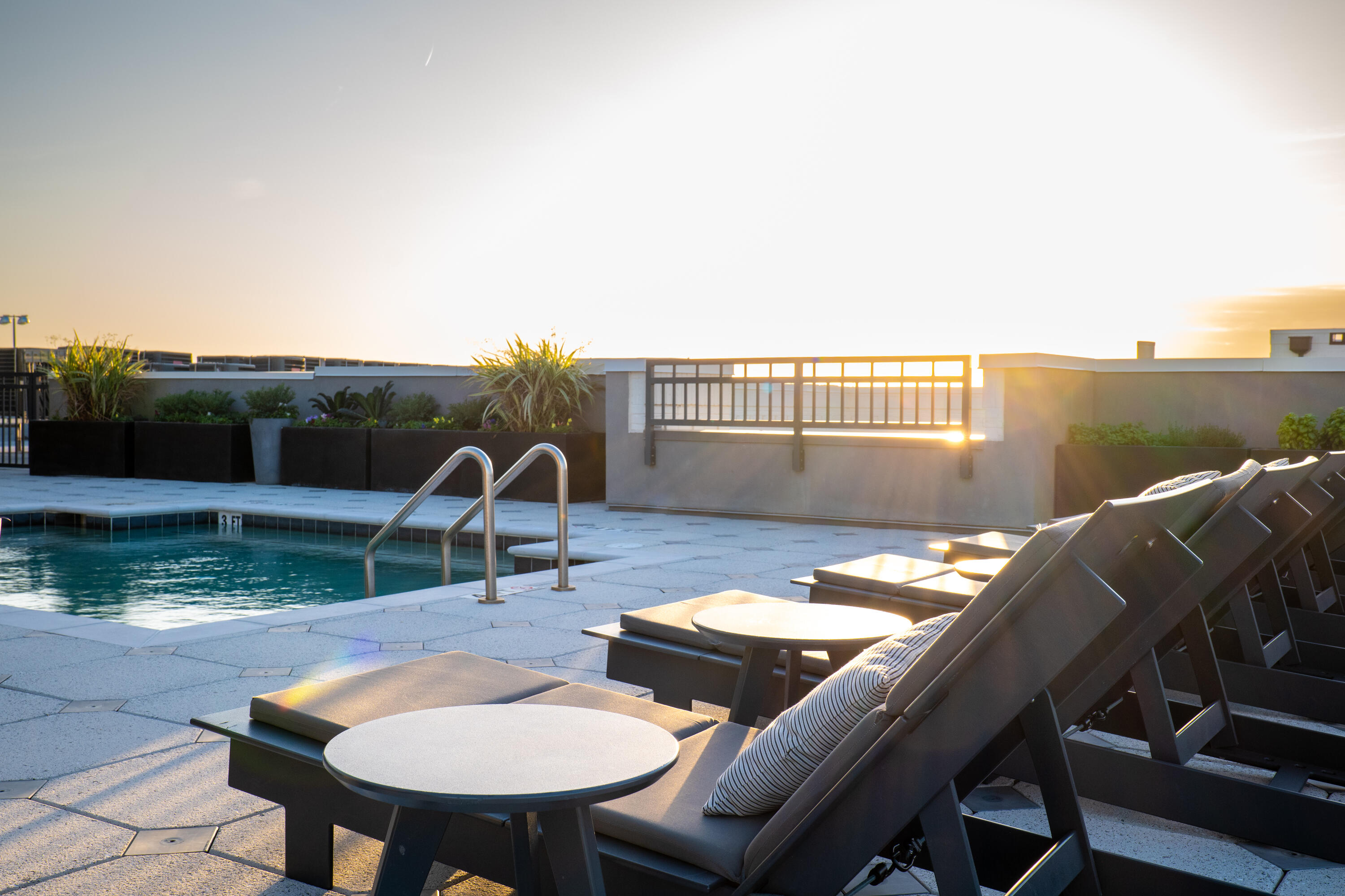 5 Gadsdenboro Street # 409