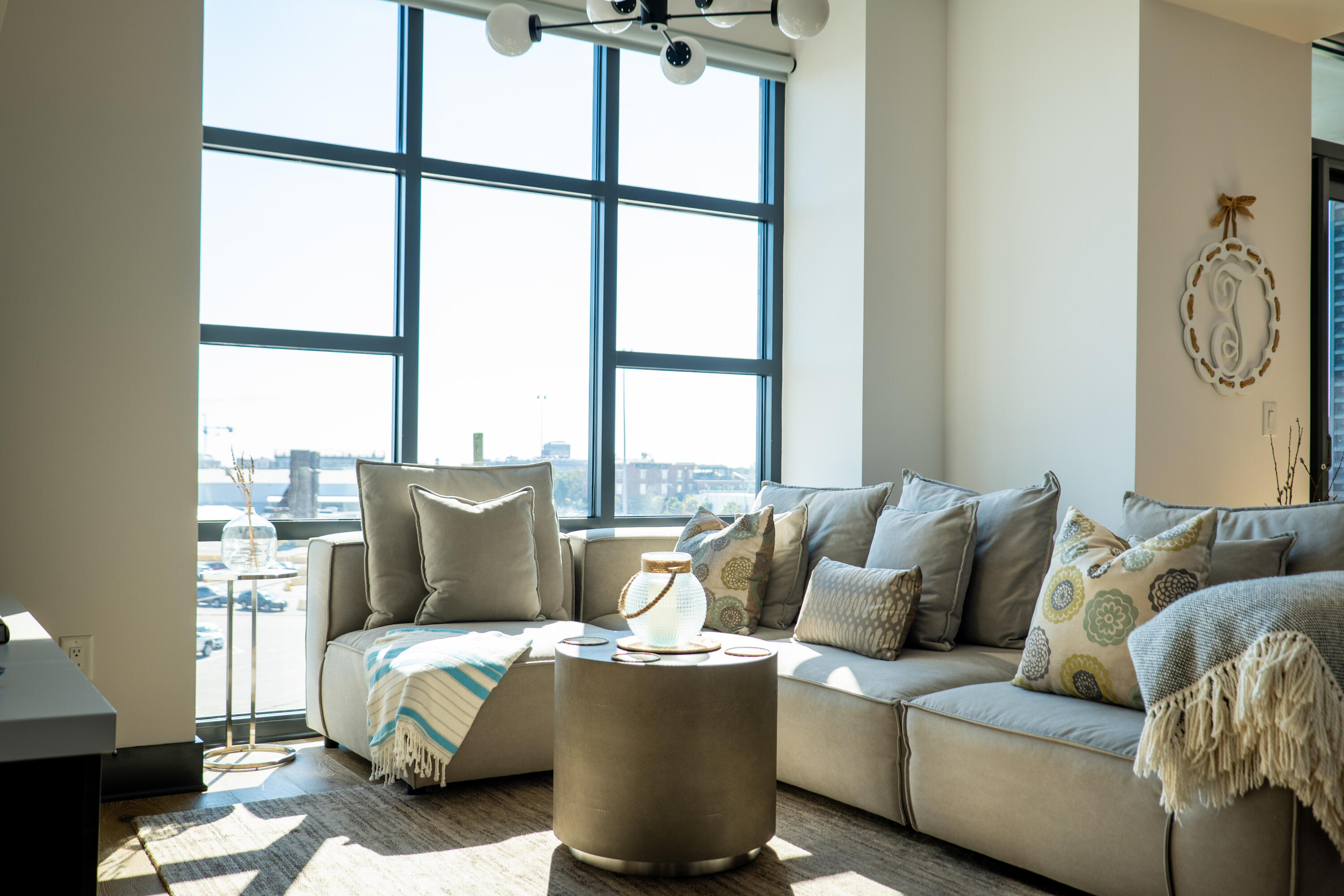 5 Gadsdenboro Street # 409