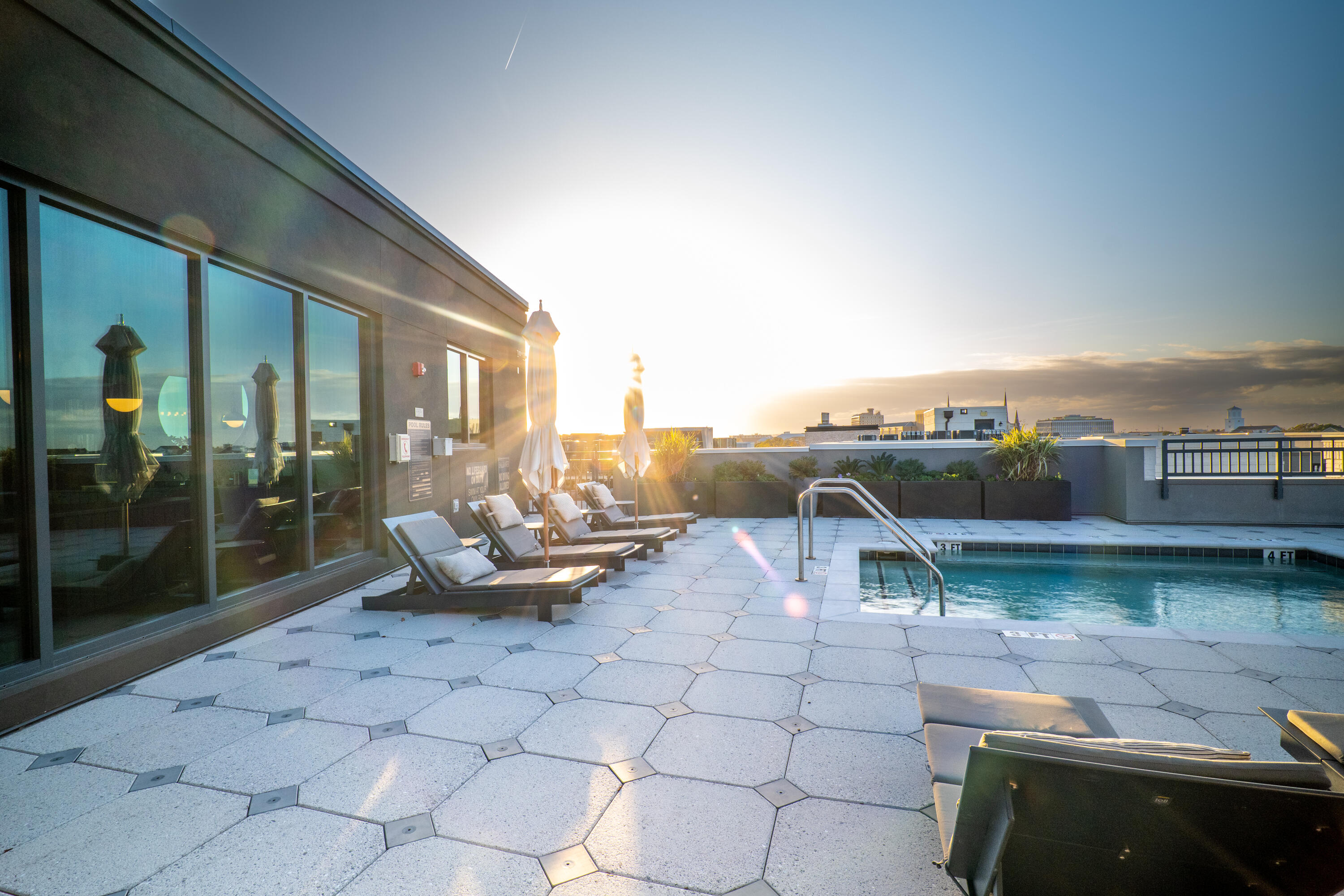 5 Gadsdenboro Street # 409