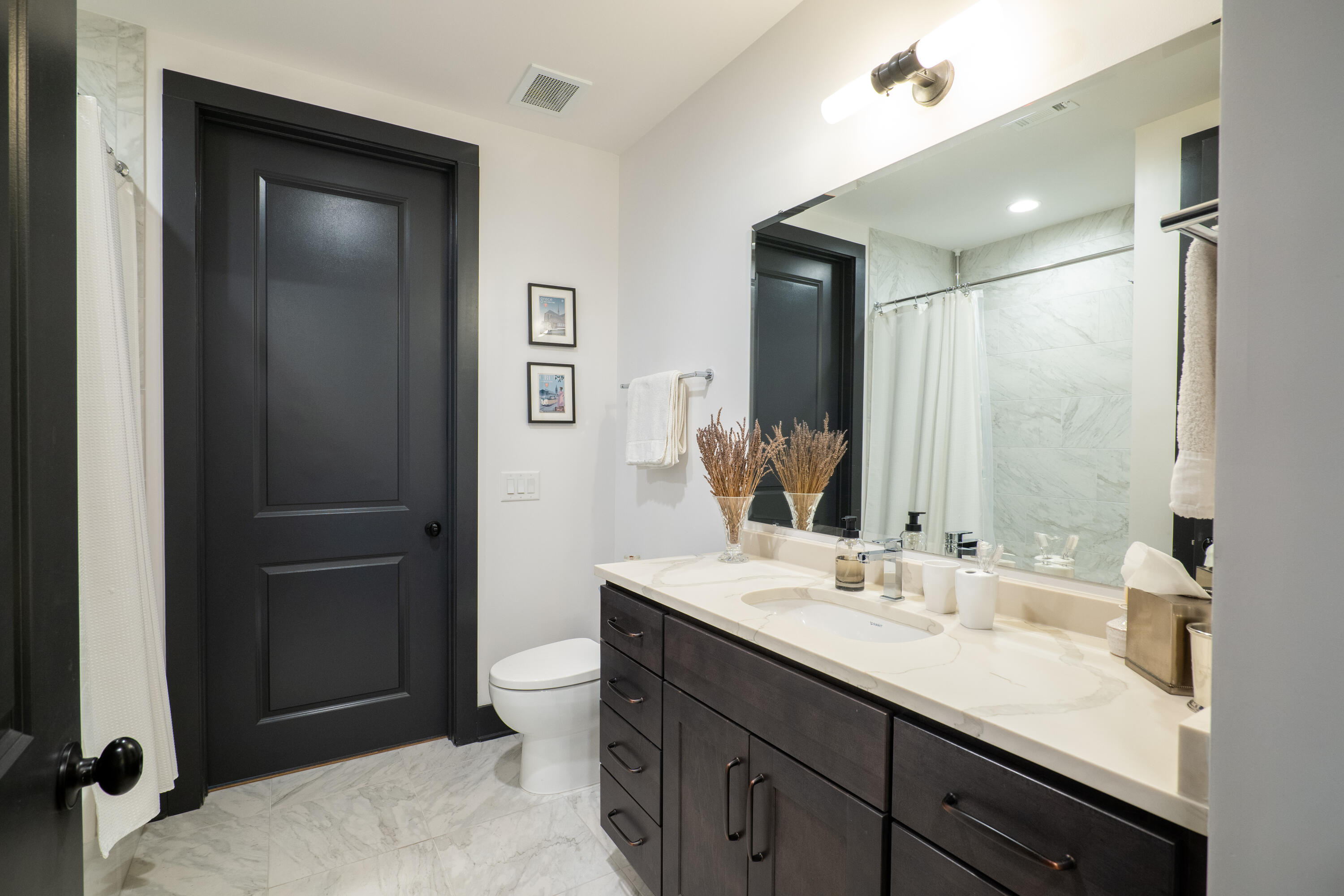 5 Gadsdenboro Street # 409