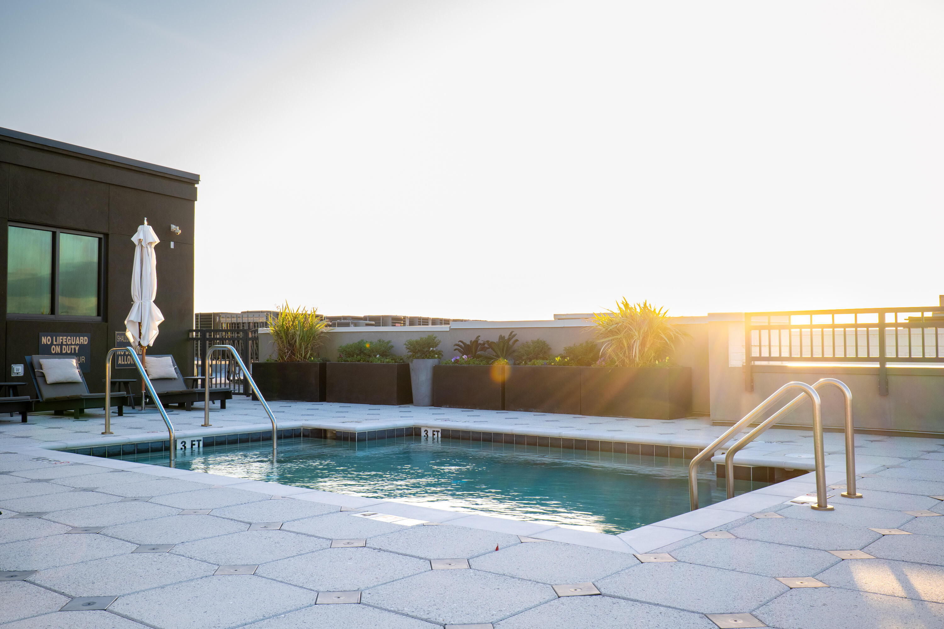 5 Gadsdenboro Street # 409