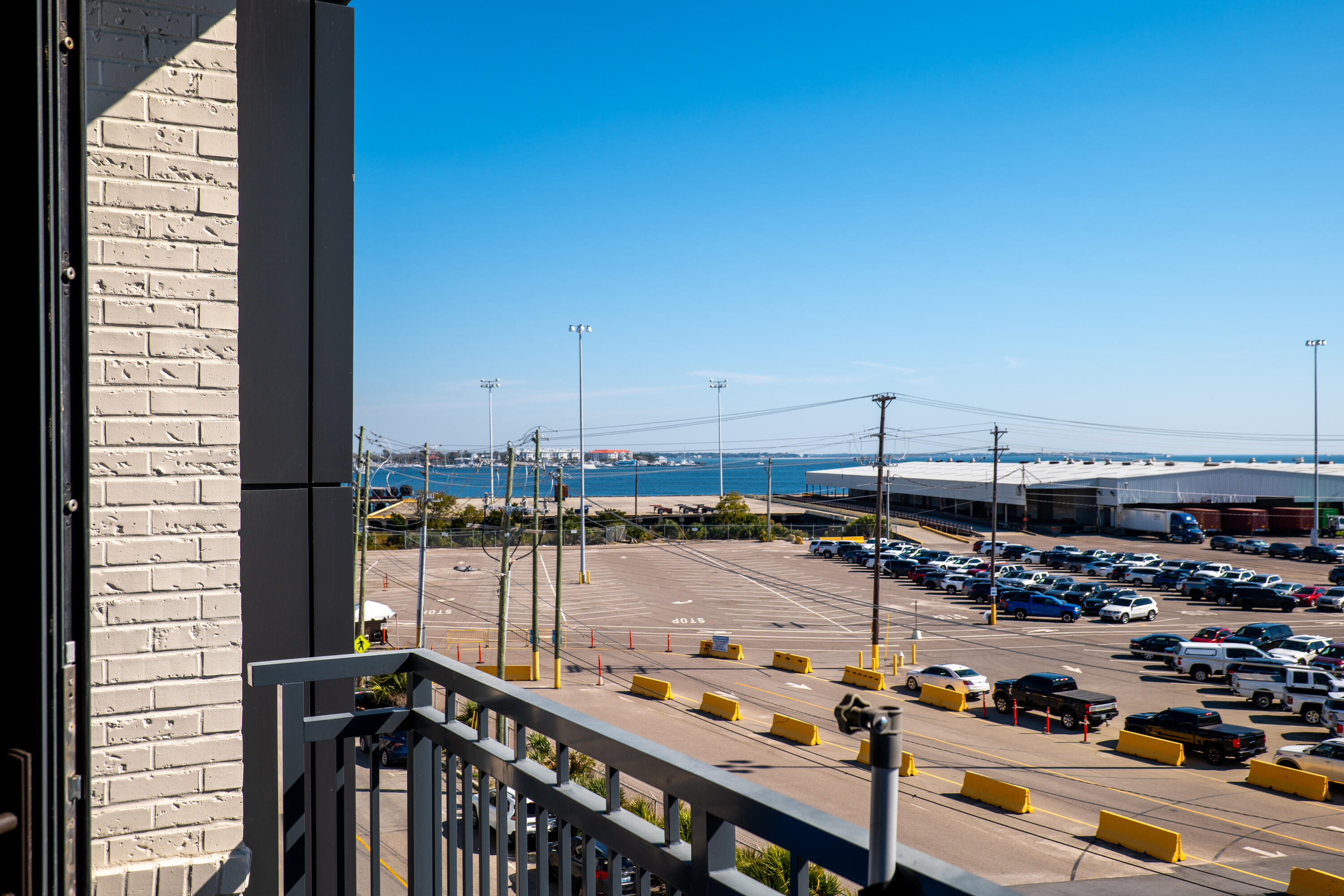 5 Gadsdenboro Street # 409