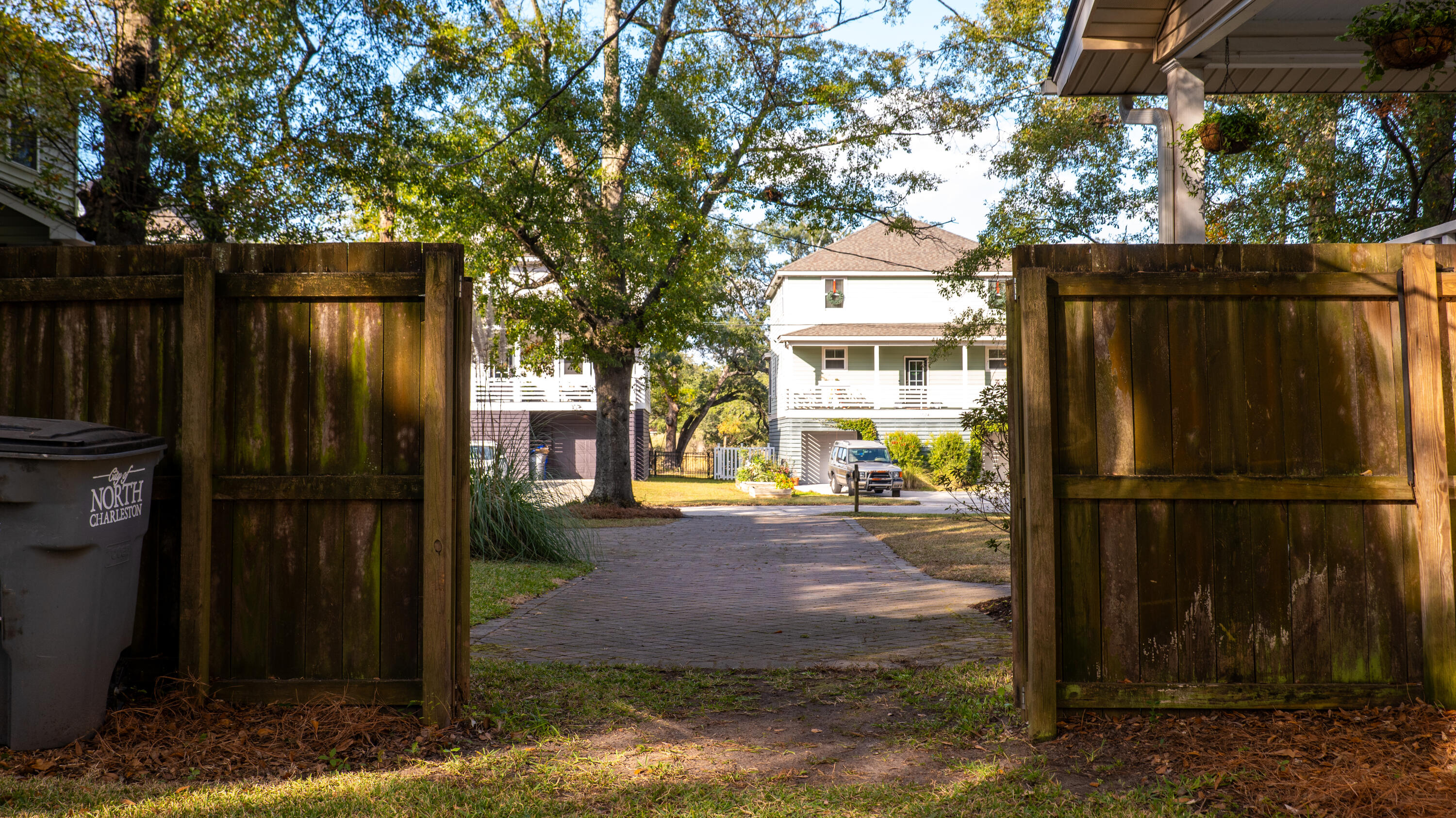 1079 Glenshaw Street