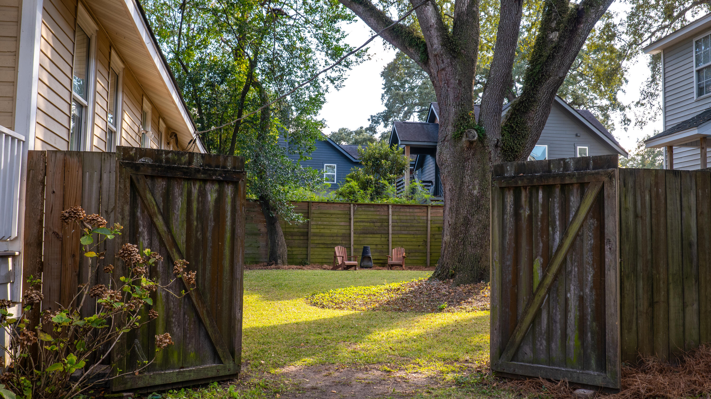 1079 Glenshaw Street