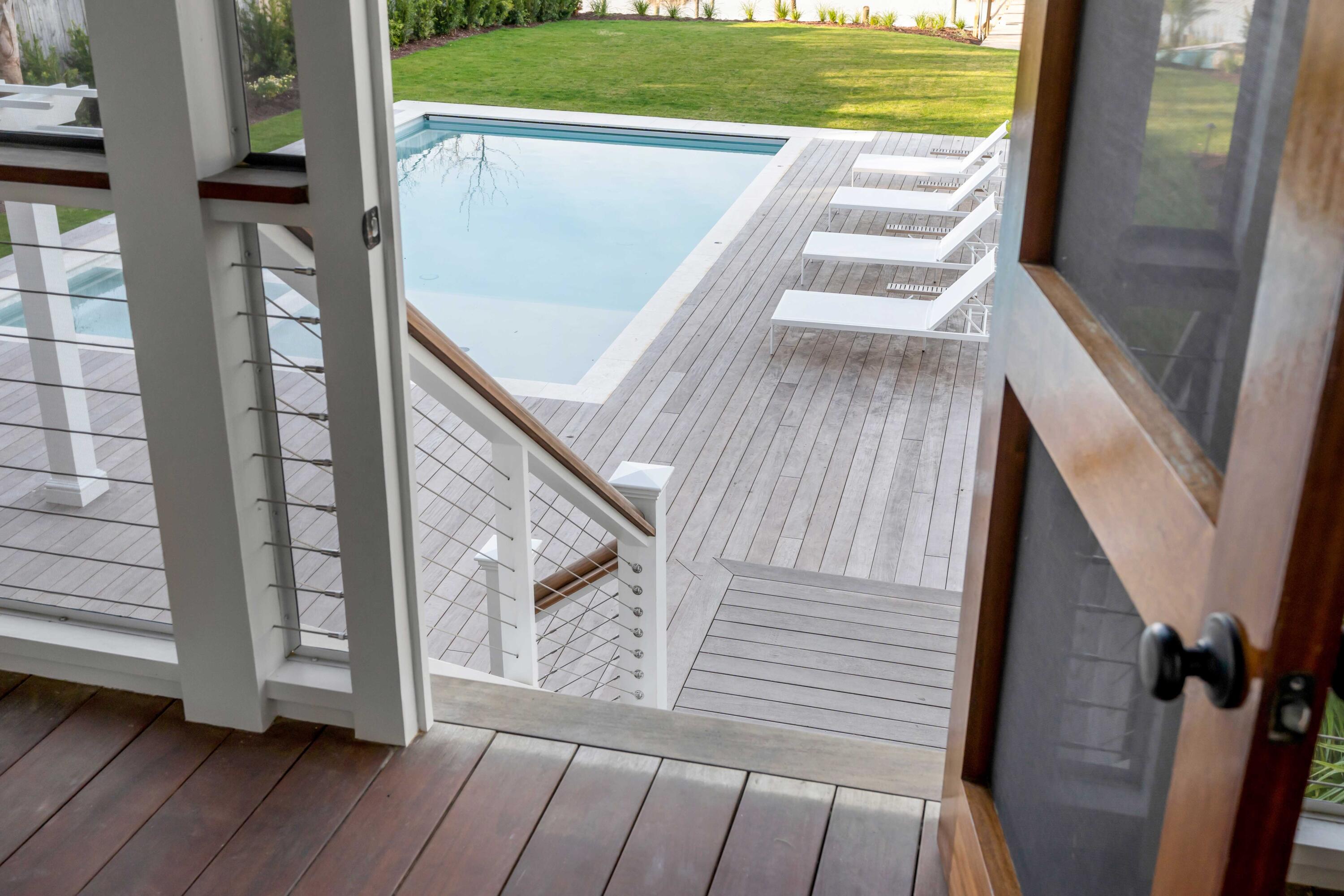 1420 Thompson Avenue