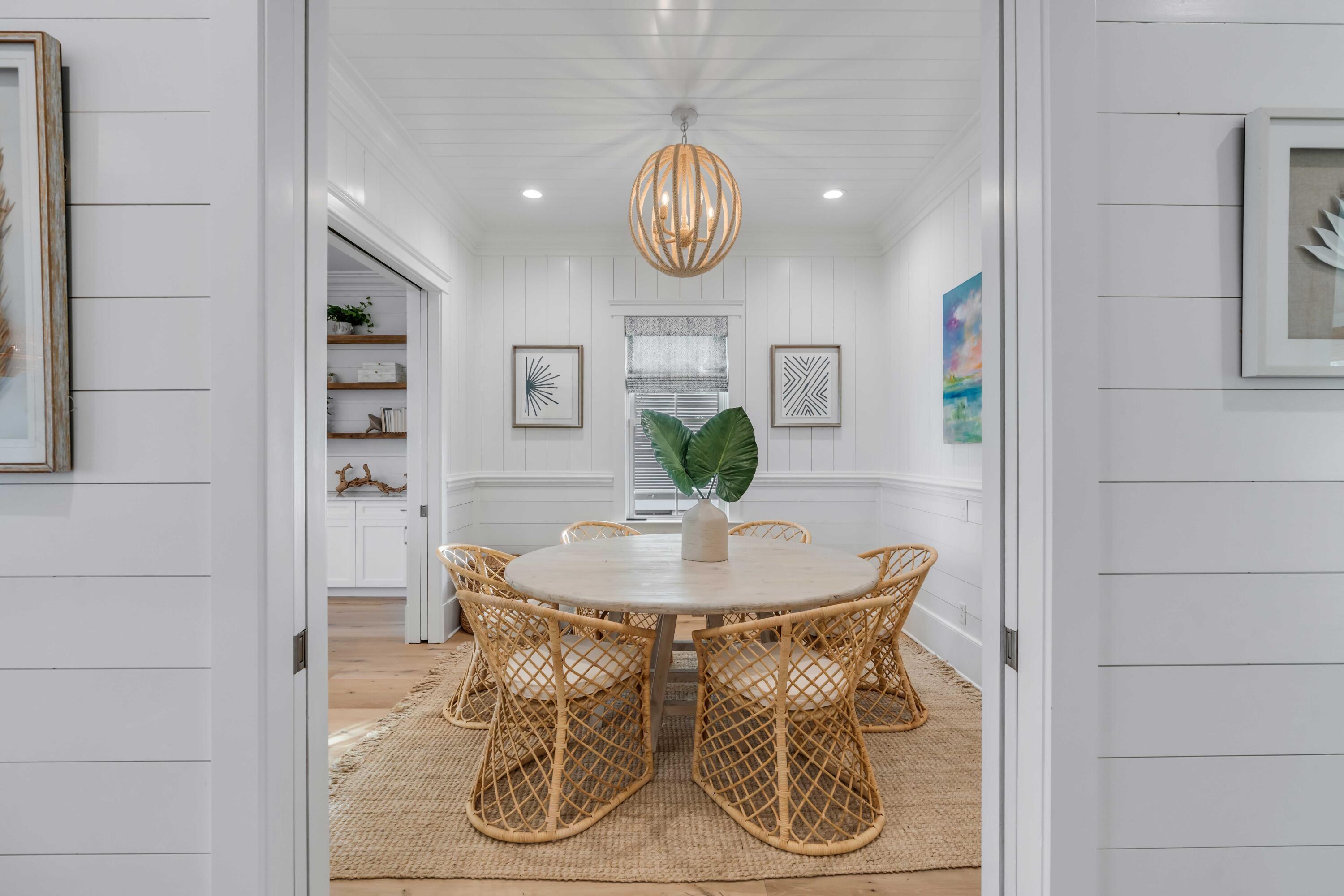 1420 Thompson Avenue