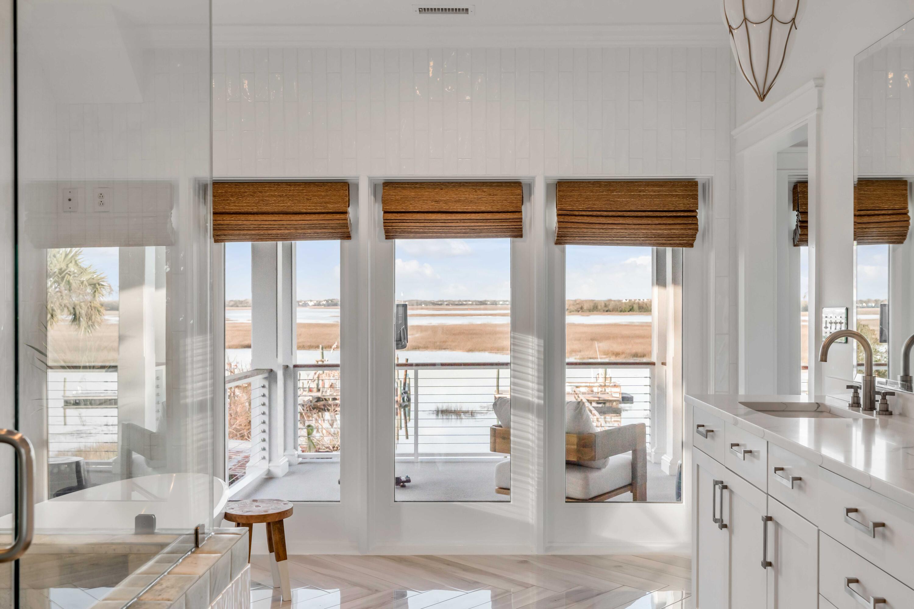 1420 Thompson Avenue