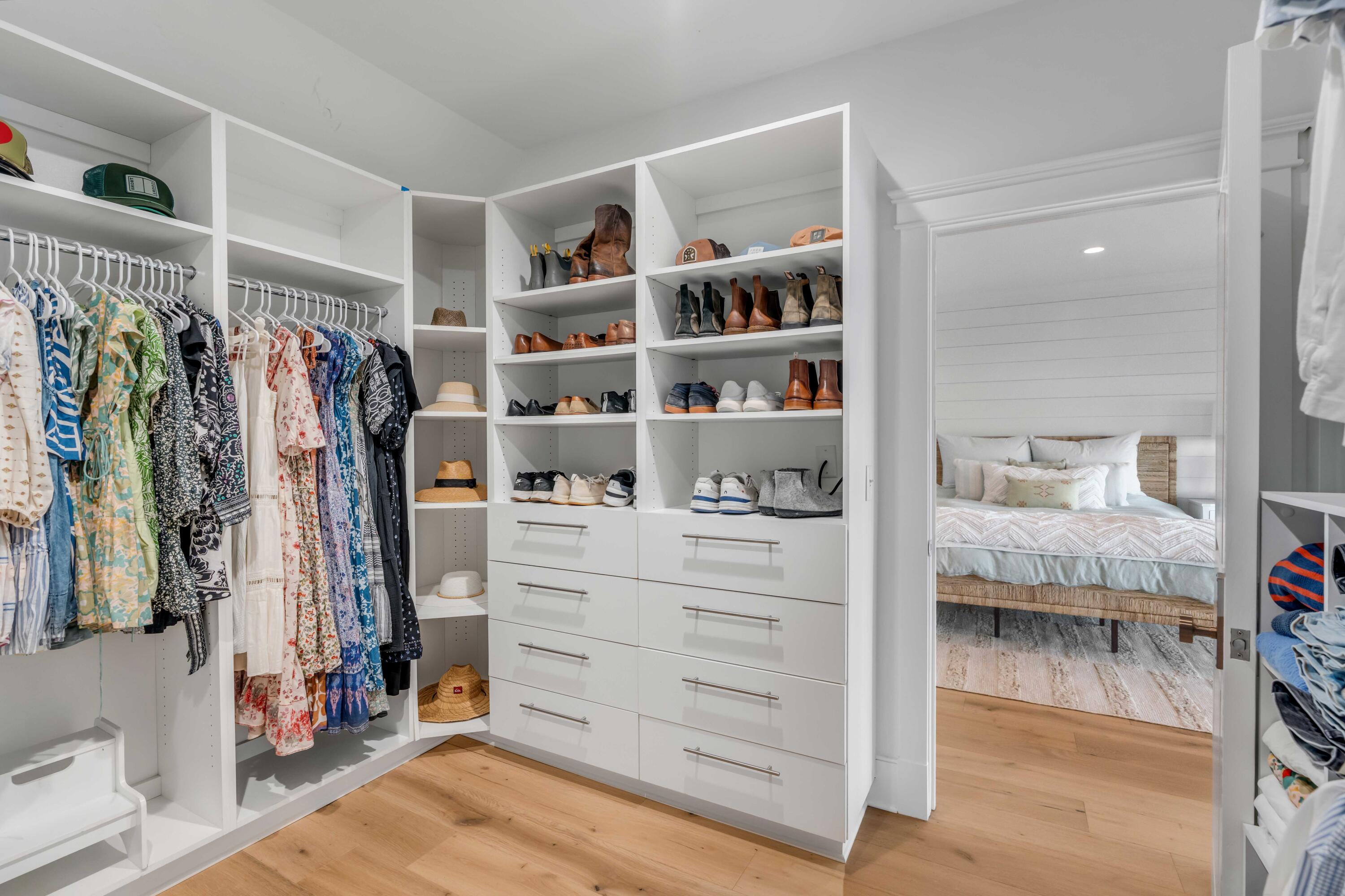 1420 Thompson Avenue