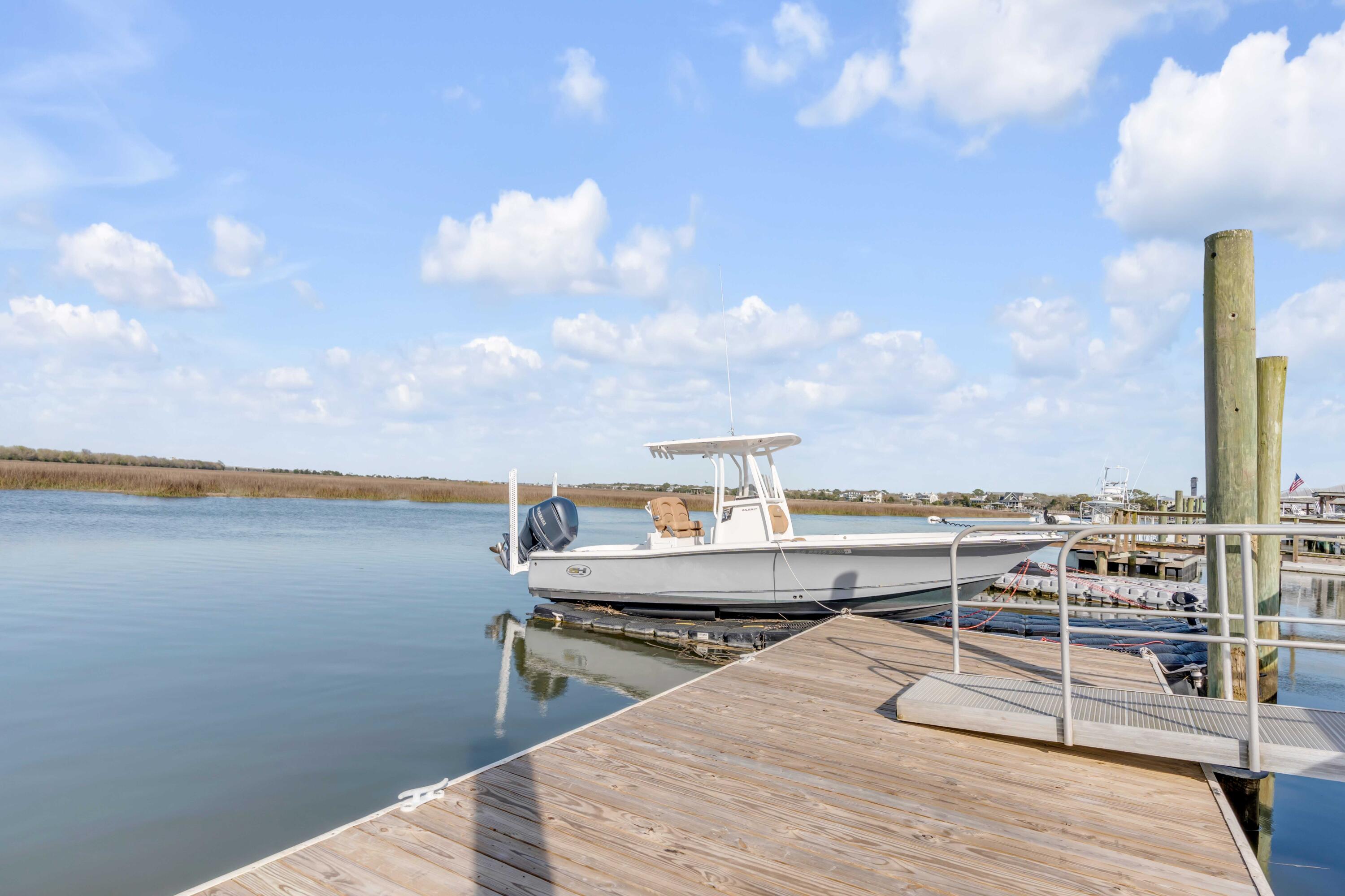 1420 Thompson Avenue