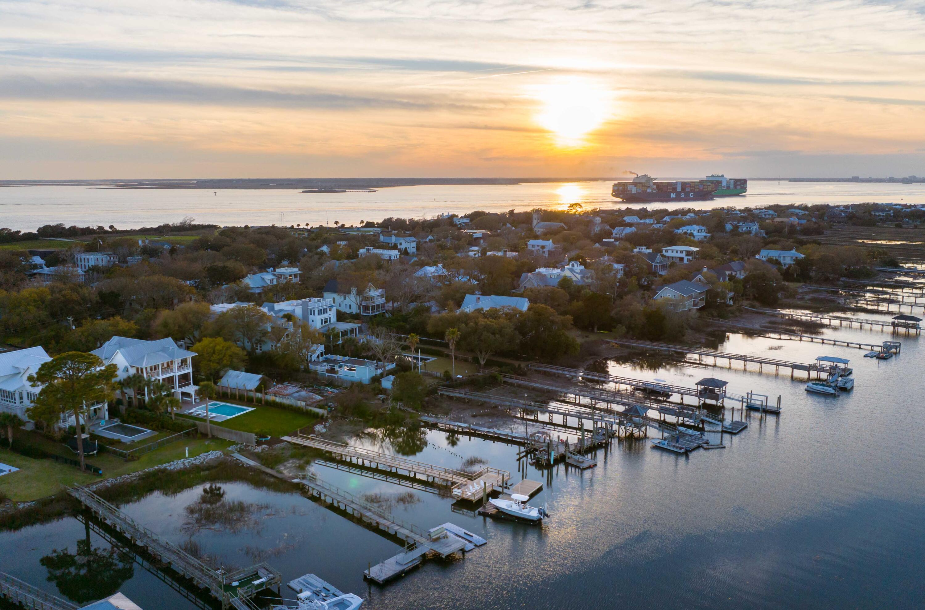 1420 Thompson Avenue