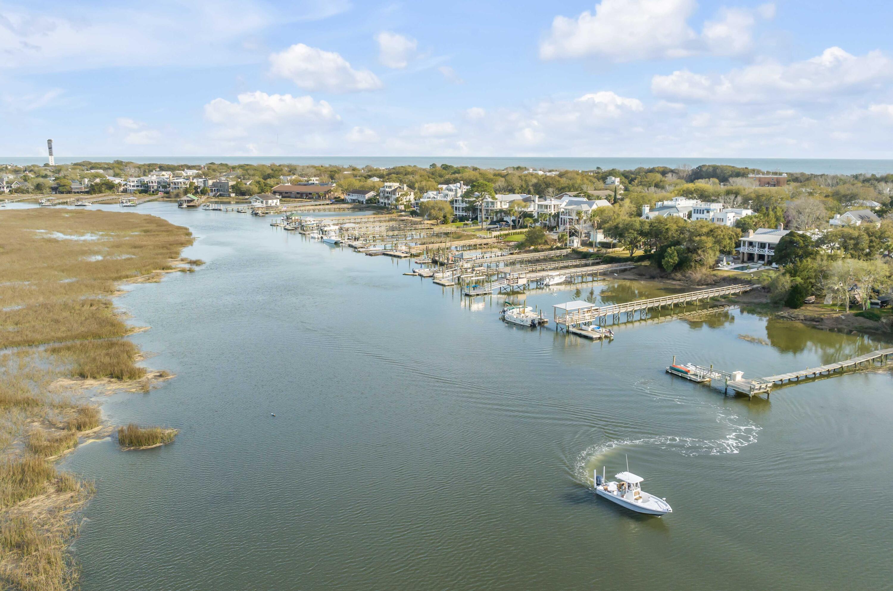 1420 Thompson Avenue