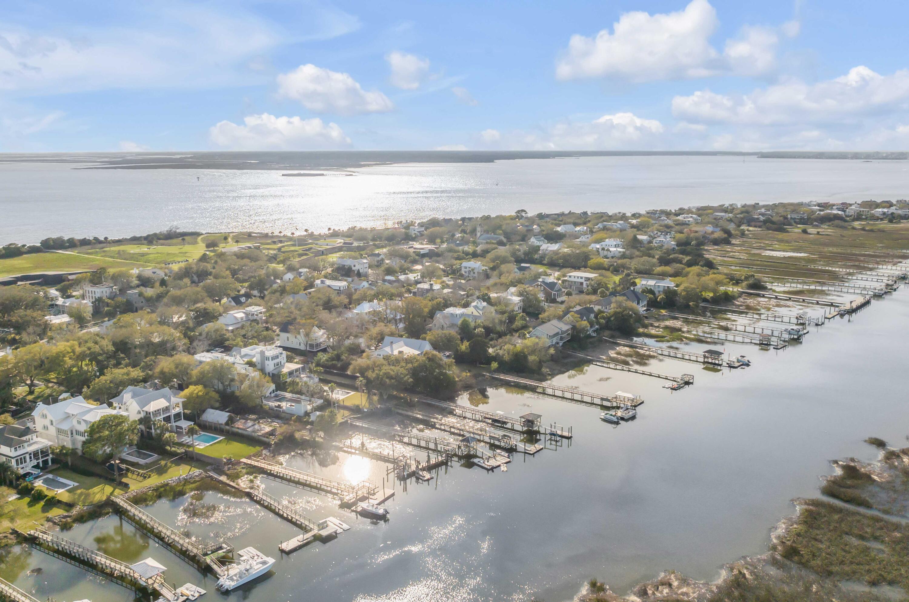 1420 Thompson Avenue