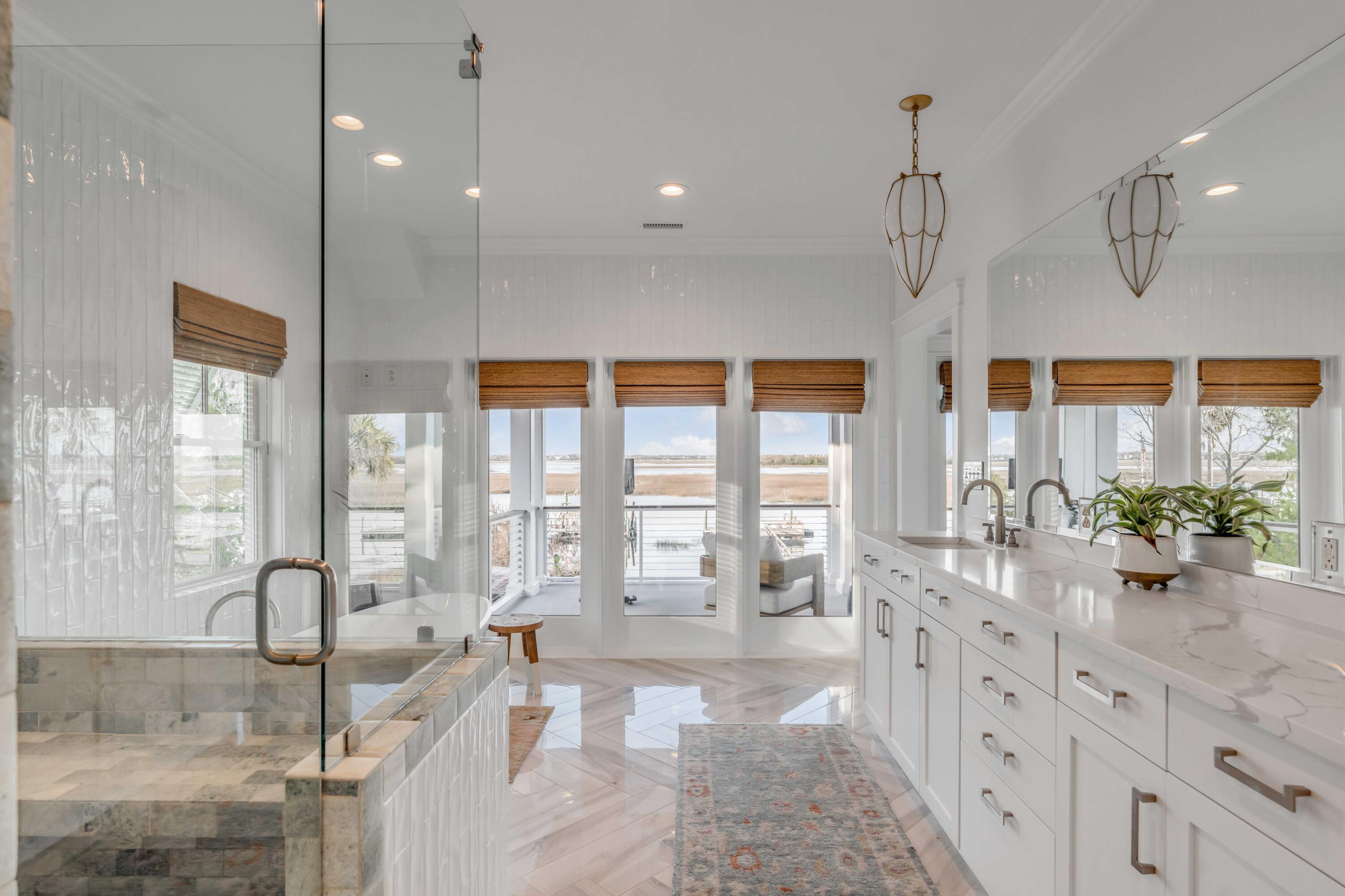 1420 Thompson Avenue