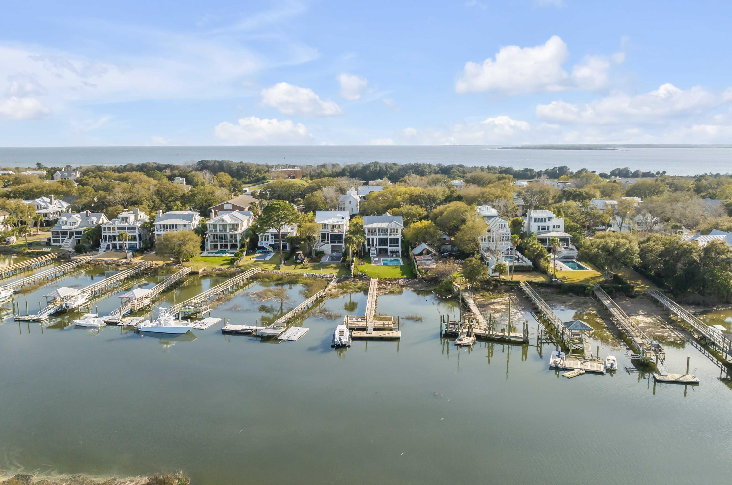 1420 Thompson Avenue