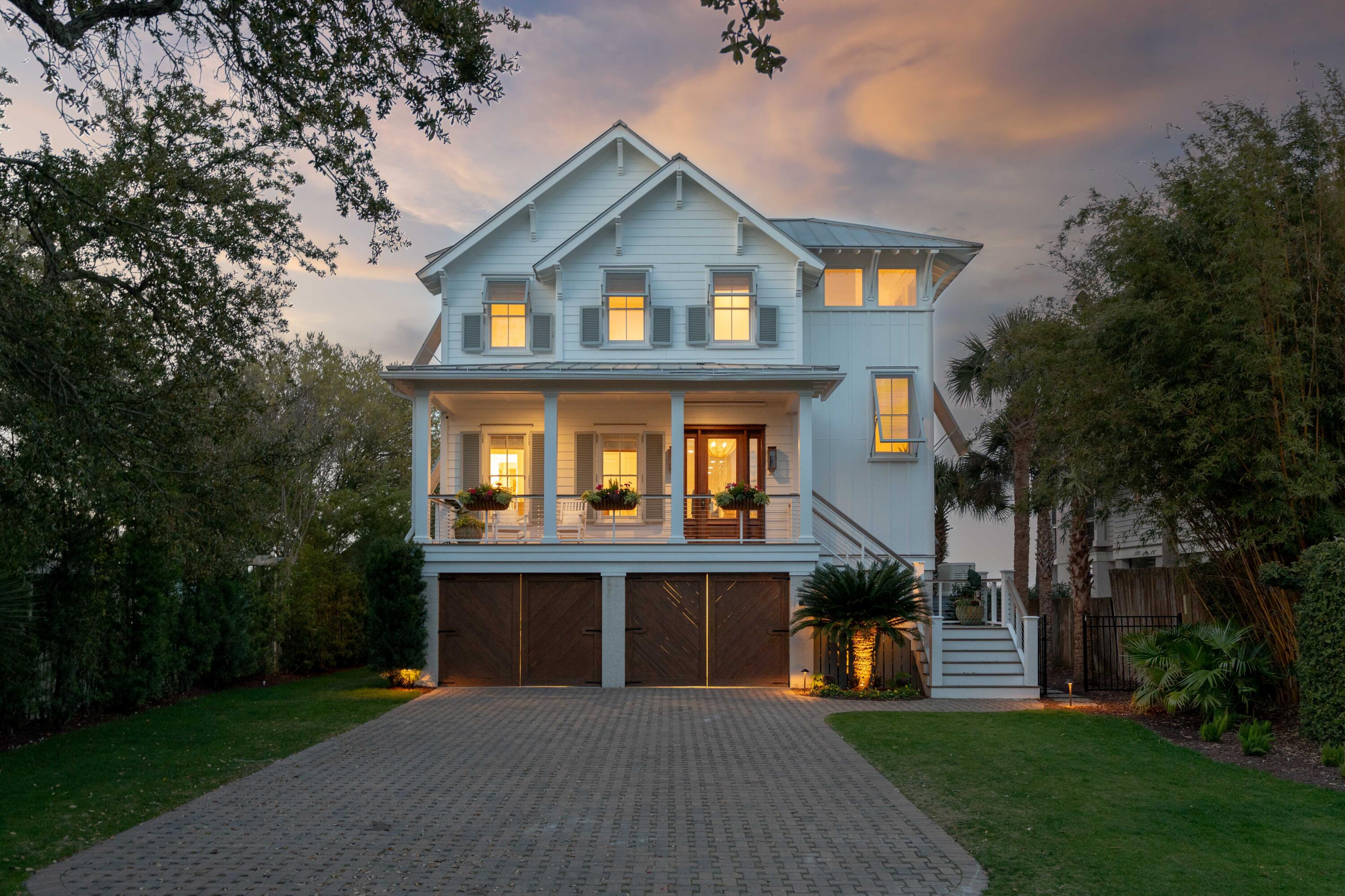 1420 Thompson Avenue