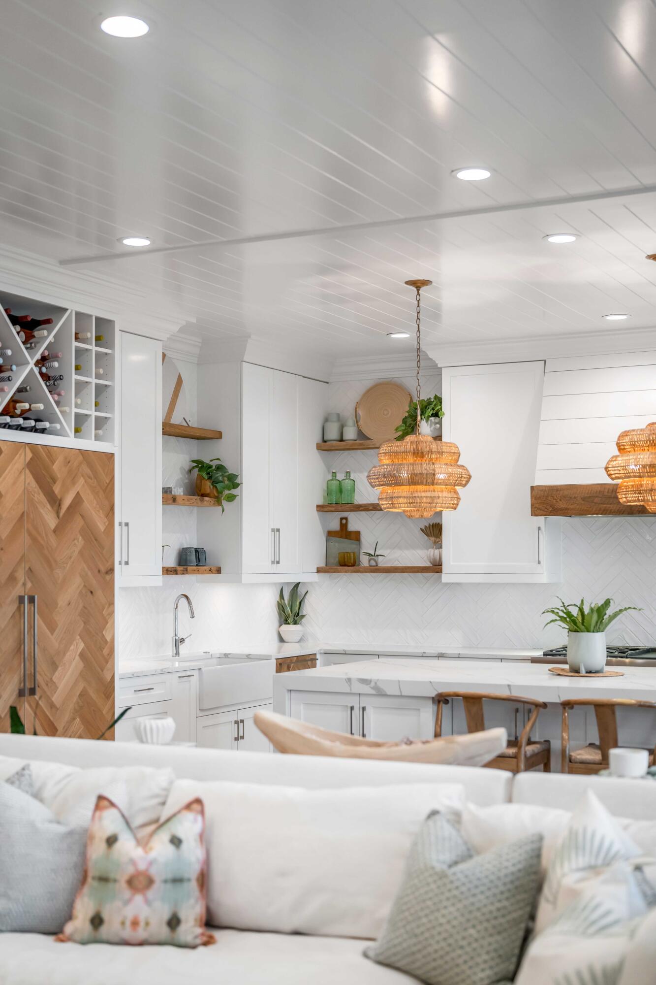 1420 Thompson Avenue