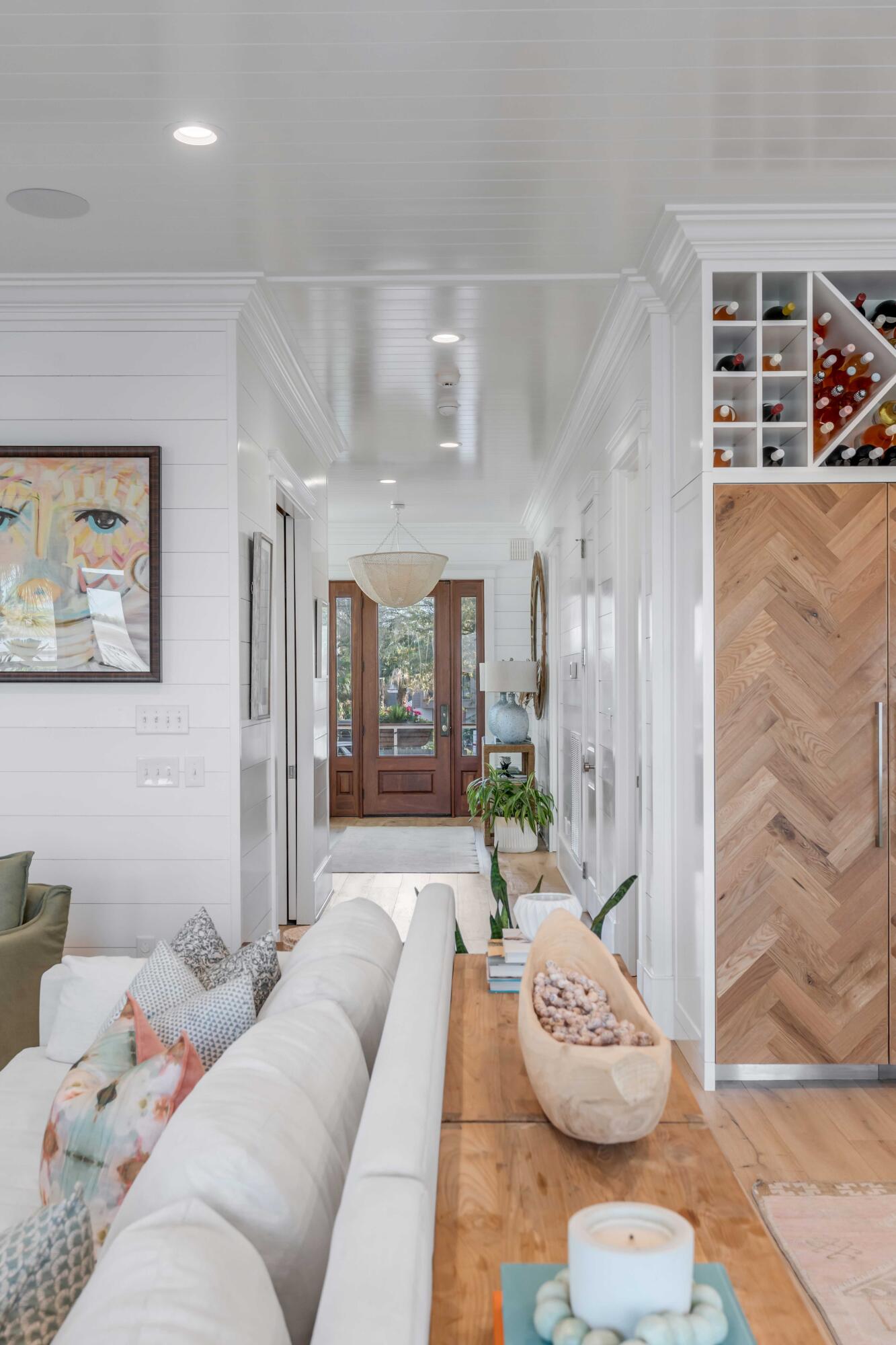 1420 Thompson Avenue