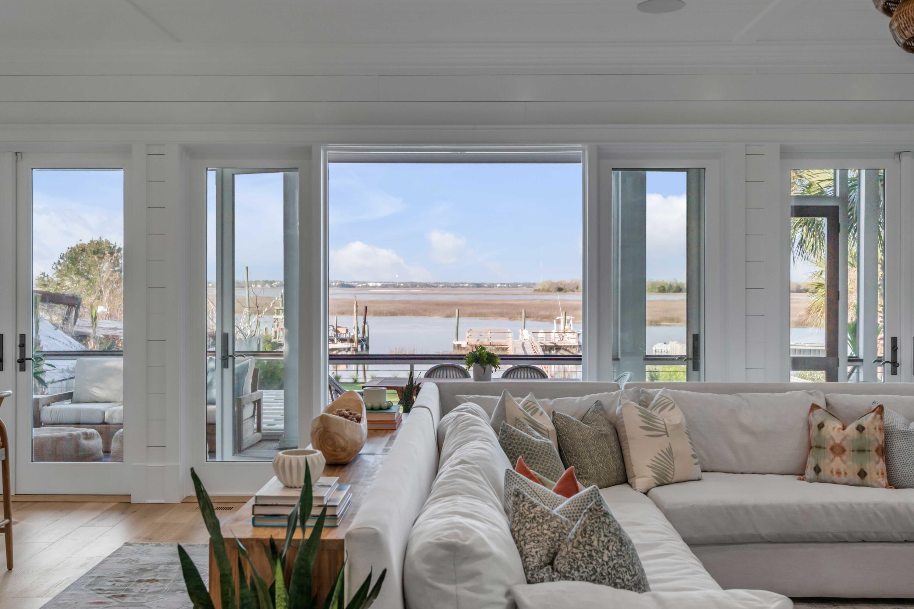 1420 Thompson Avenue