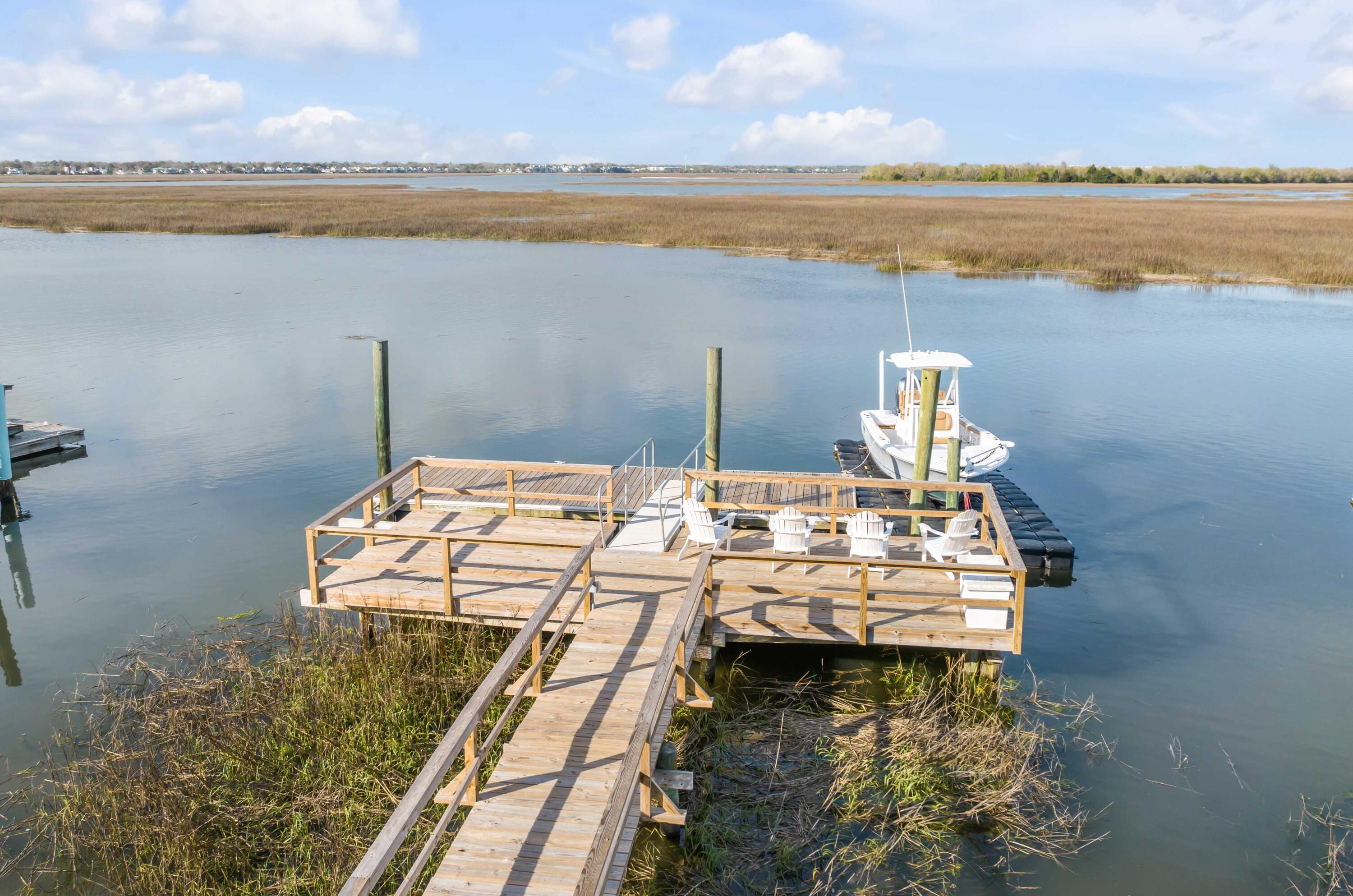 1420 Thompson Avenue