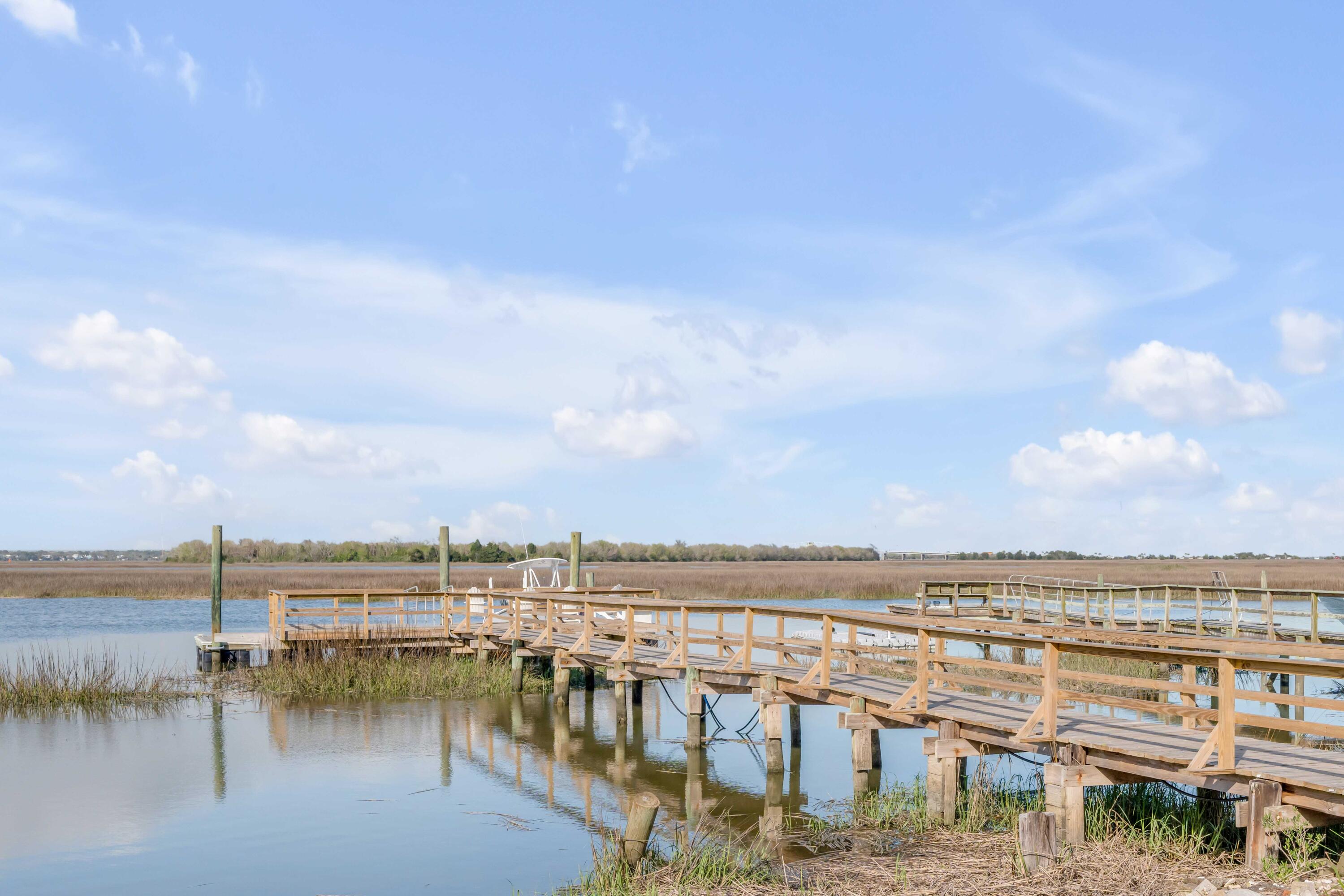 1420 Thompson Avenue