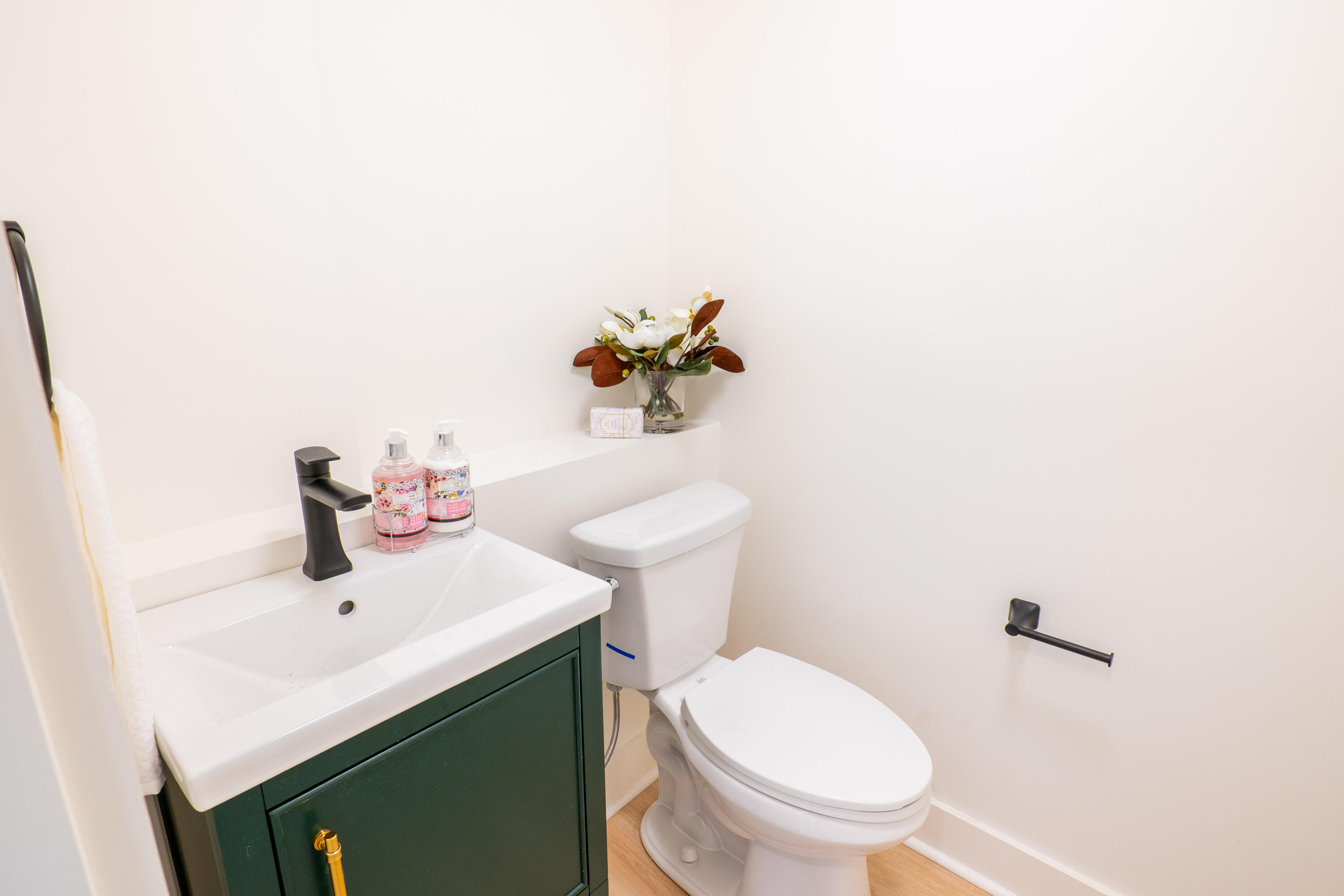 2234 Woodland Shores Road