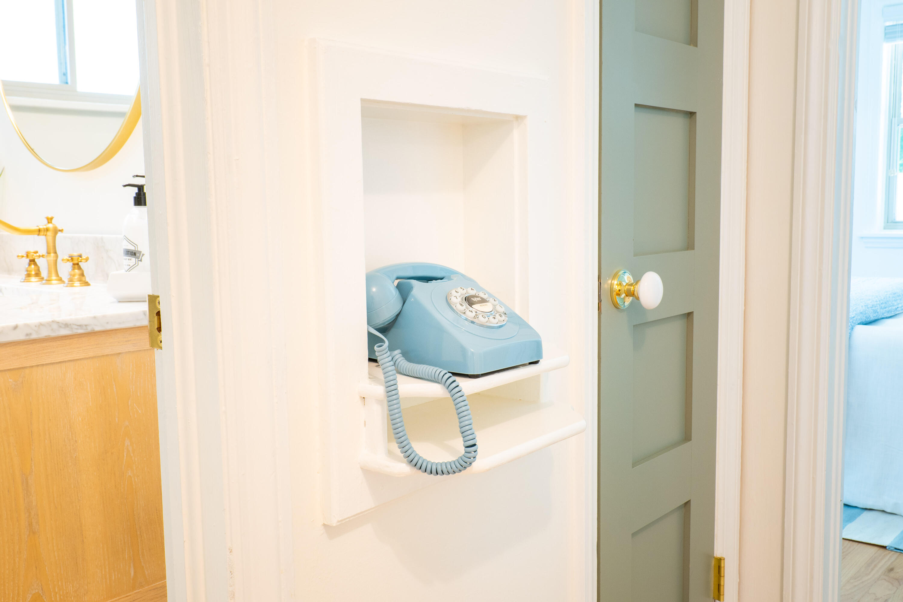 2234 Woodland Shores Road