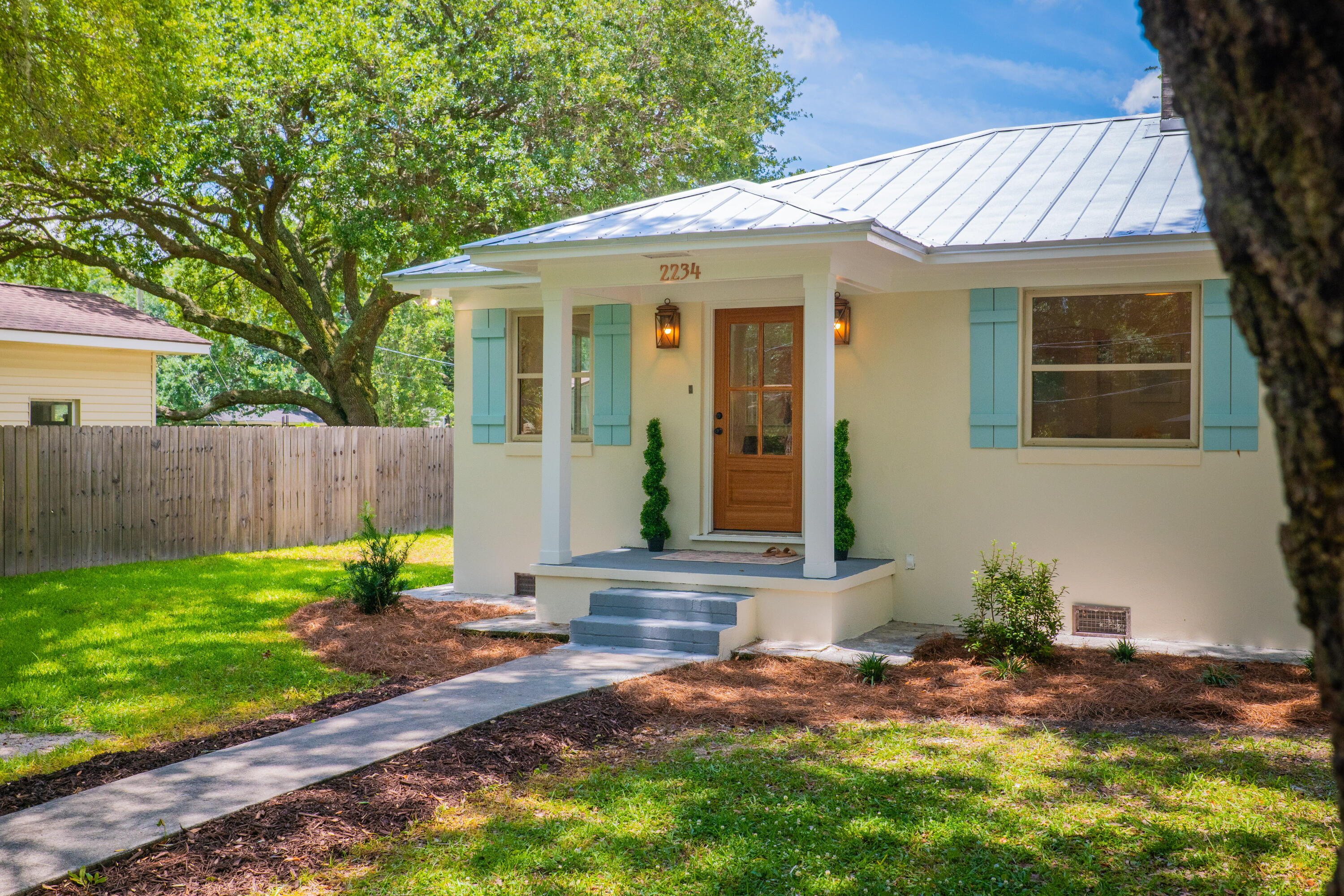 2234 Woodland Shores Road