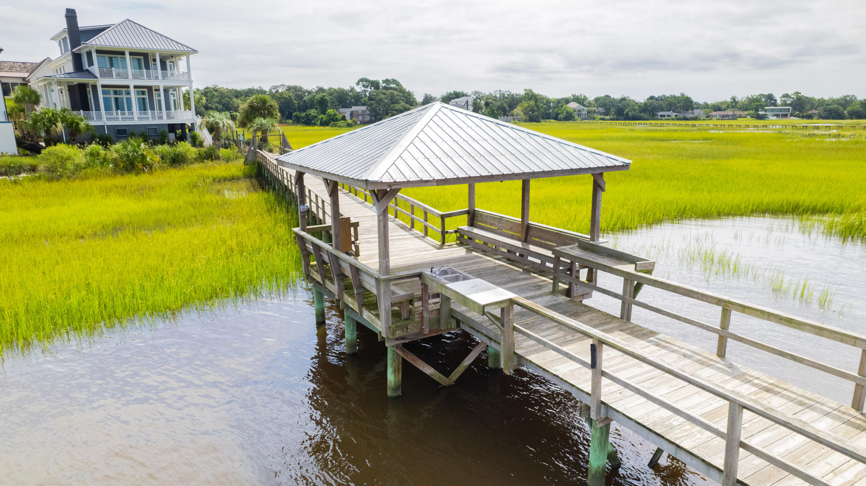 21 Lowndes Pointe Drive