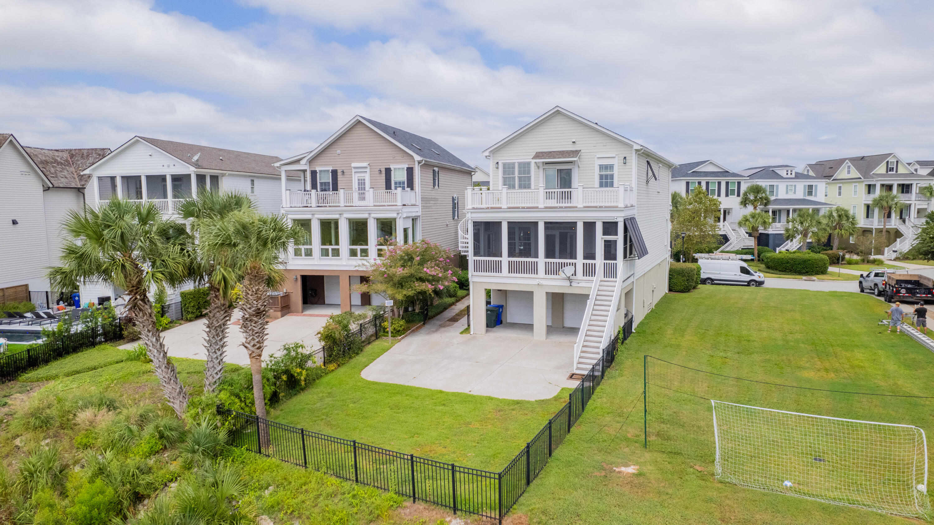 21 Lowndes Pointe Drive