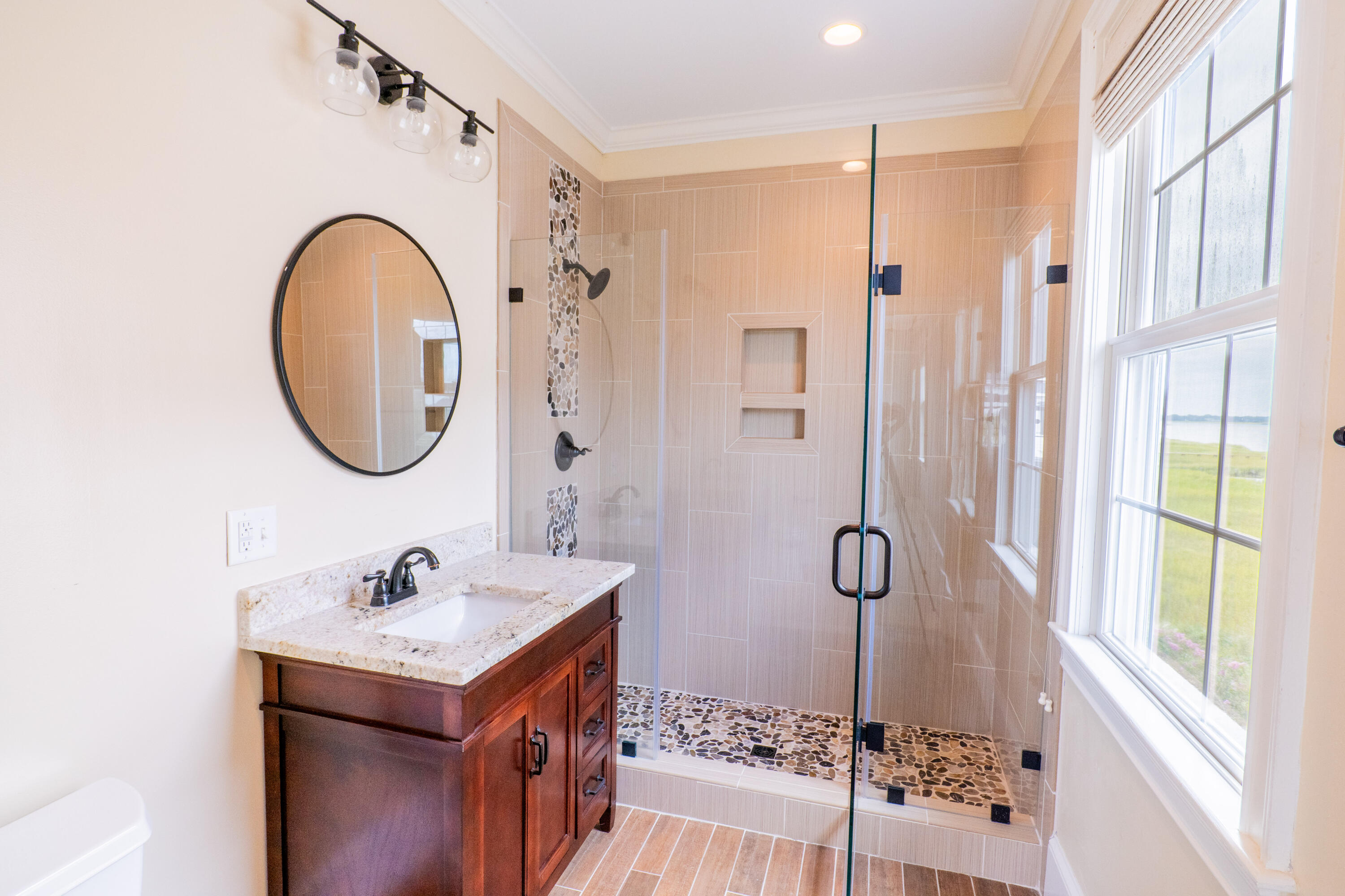 21 Lowndes Pointe Drive