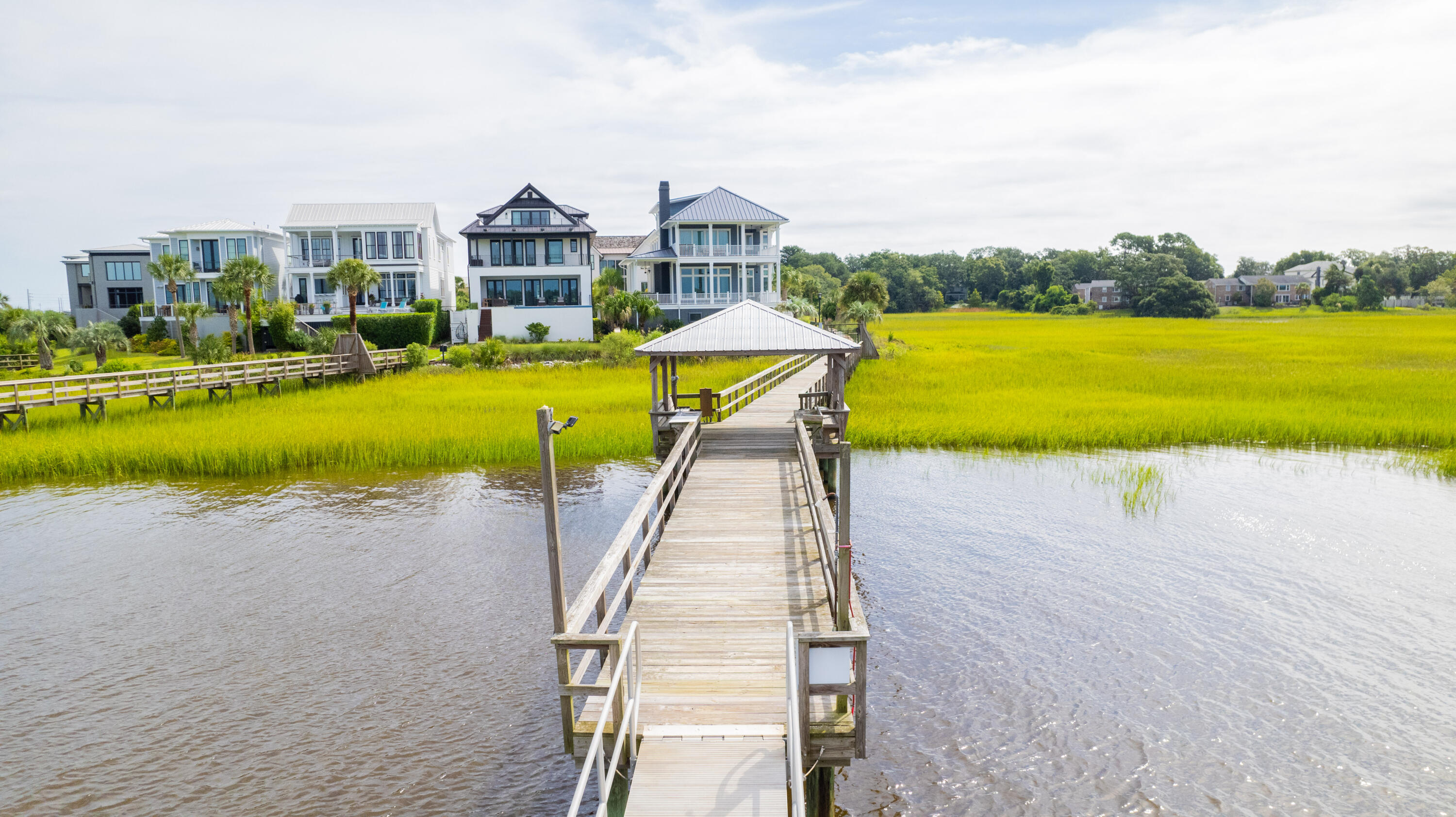 21 Lowndes Pointe Drive